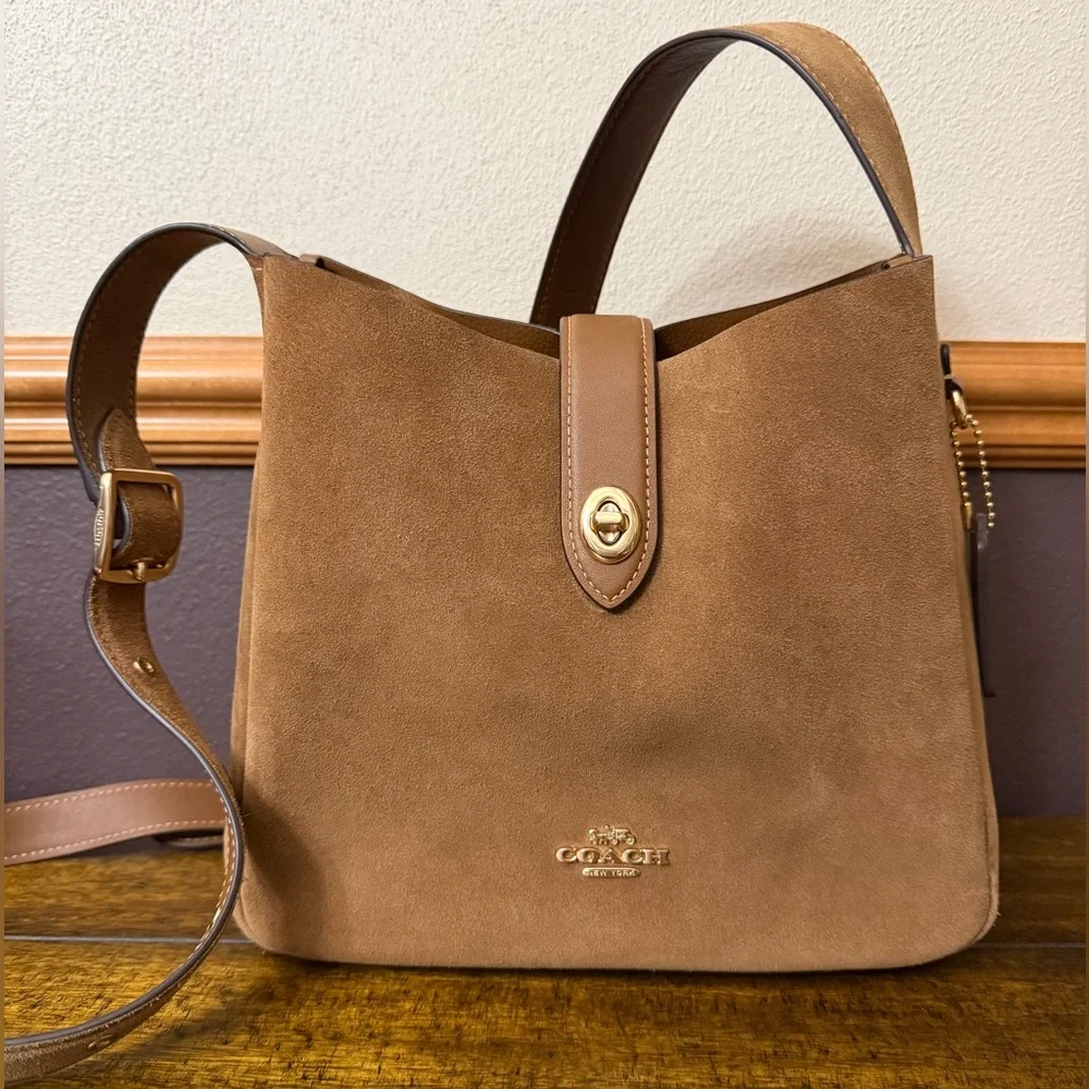 ✨ Coach Hadley Convertible Crossbody Bag in Suede ✨